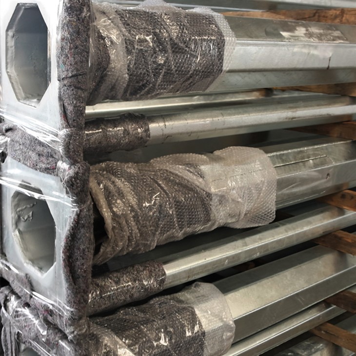 12m Single Arm Street Lamp Pole price